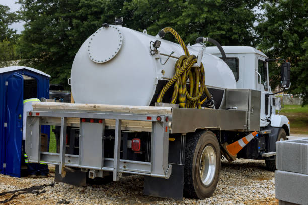 Affordable portable toilet rental in Seminole, TX